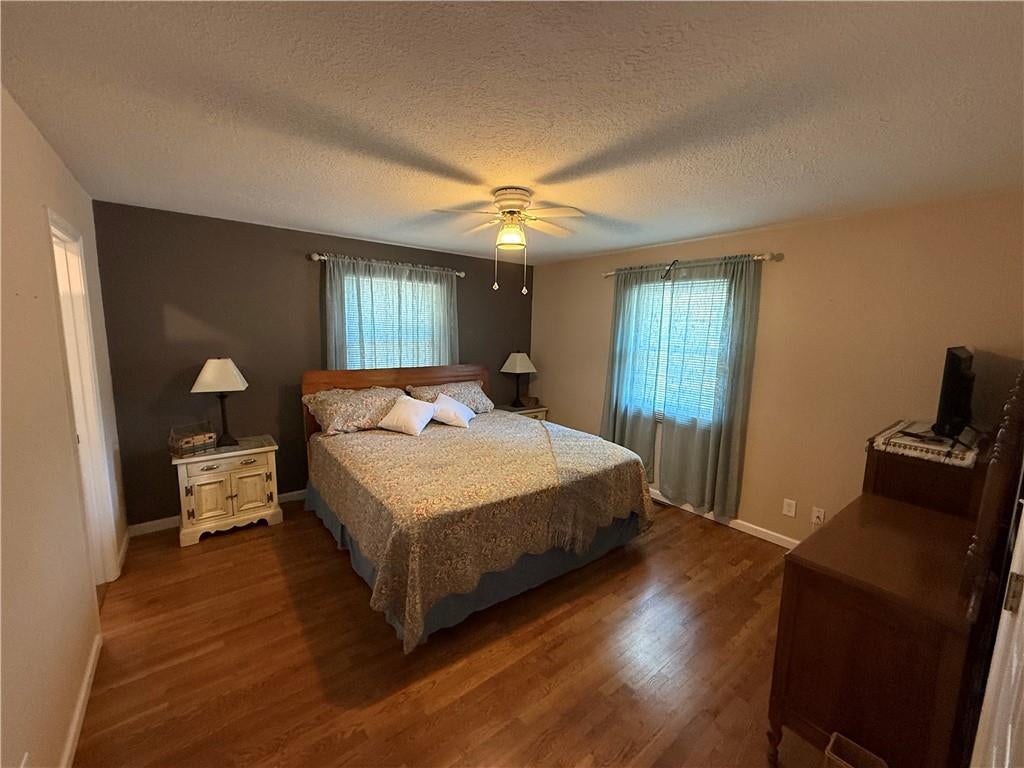 200 W 104th Terrace