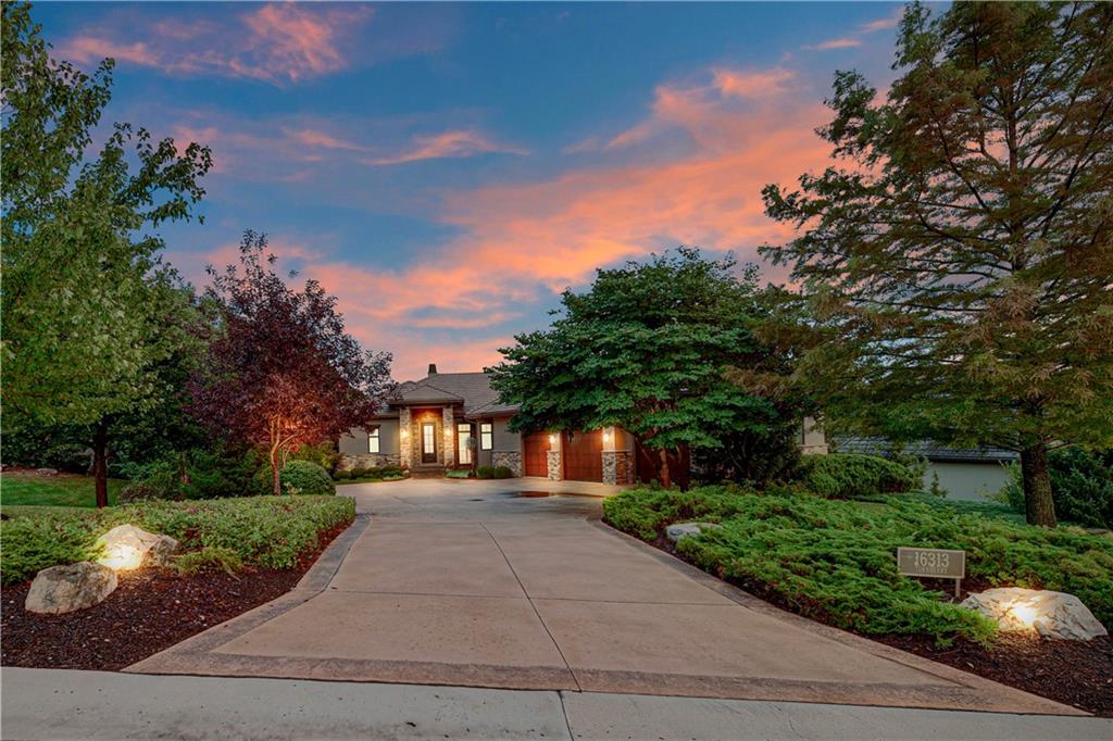 16313 Turnberry Street