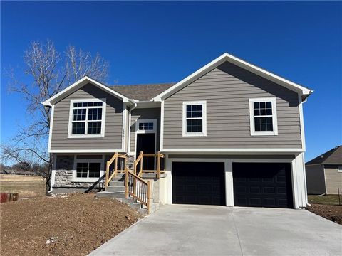 12701 Applewood Drive, Grandview, MO 64030 - #: 2572601