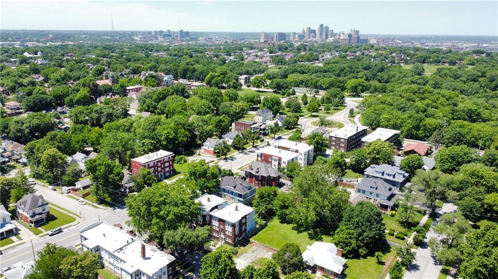 104-110 N Indiana Avenue