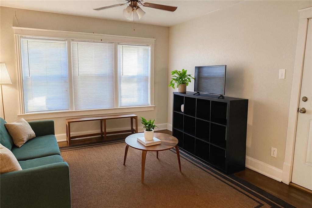 104-110 N Indiana Avenue