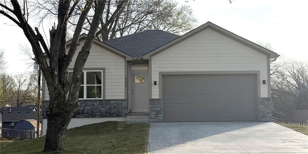Photo of 1705 Johnston Street, Liberty, MO 64068 (MLS # 2594663)