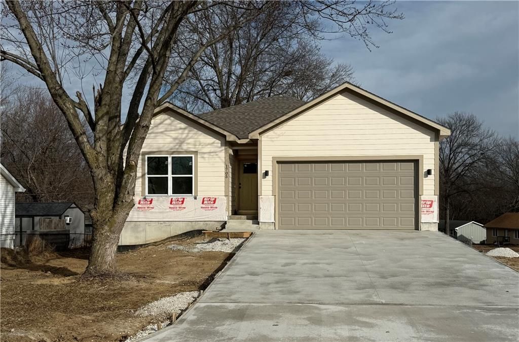Photo of 1705 Johnston Street, Liberty, MO 64068 (MLS # 2594663)