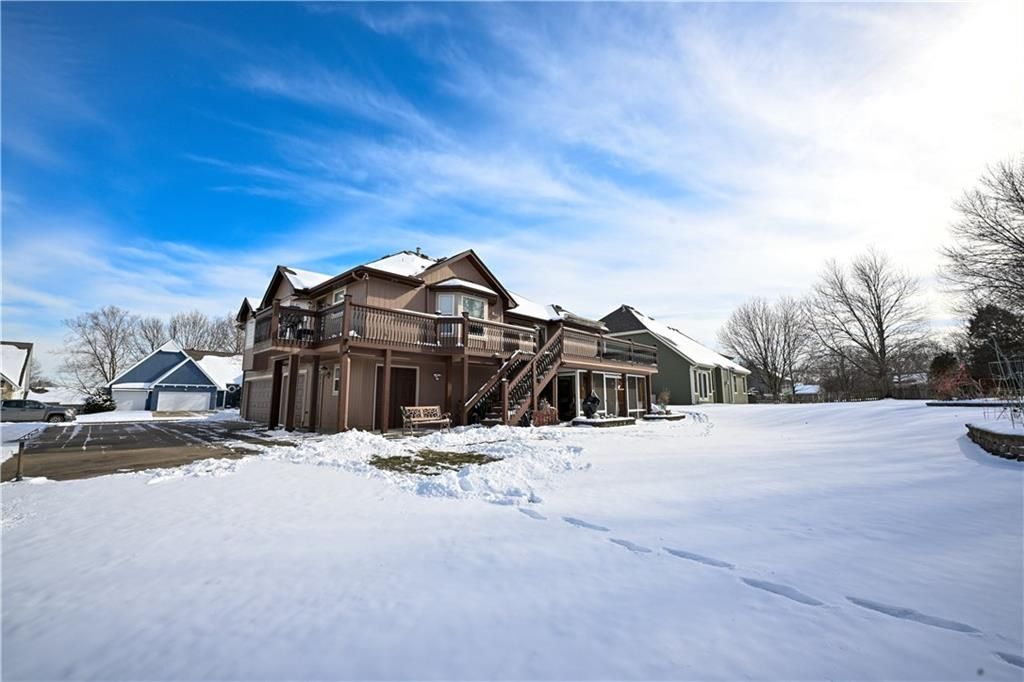 Photo of 5118 SW Pelican Point, Lees Summit, MO 64082 (MLS # 2598519)