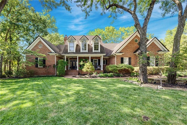 20 E LOCH LLOYD PKWY, VILLAGE OF LOCH LLOYD, MO 64012 - Image b1ee43aa6d98d50a3b2eb2eda9230ea6/3897244000