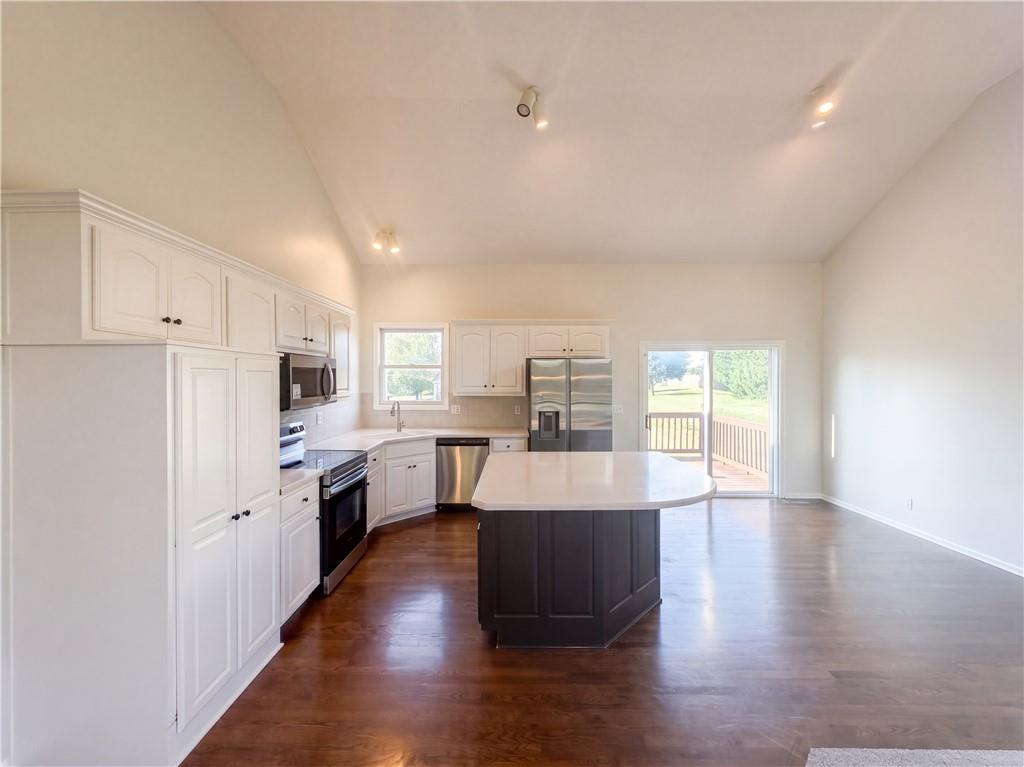 7825 W 143rd Place