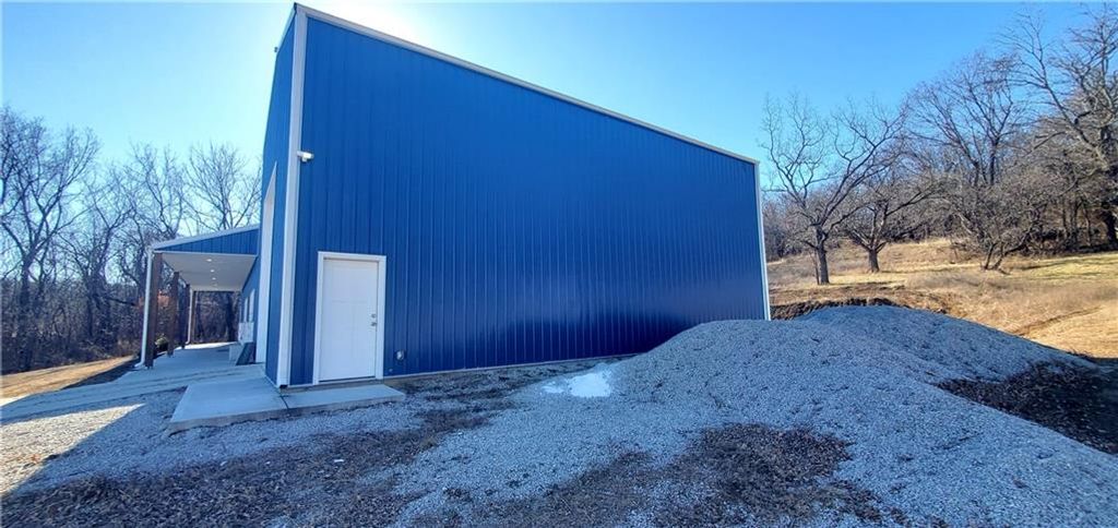 Photo of 7614 S Morris Road, Oak Grove, MO 64075 (MLS # 2597537)