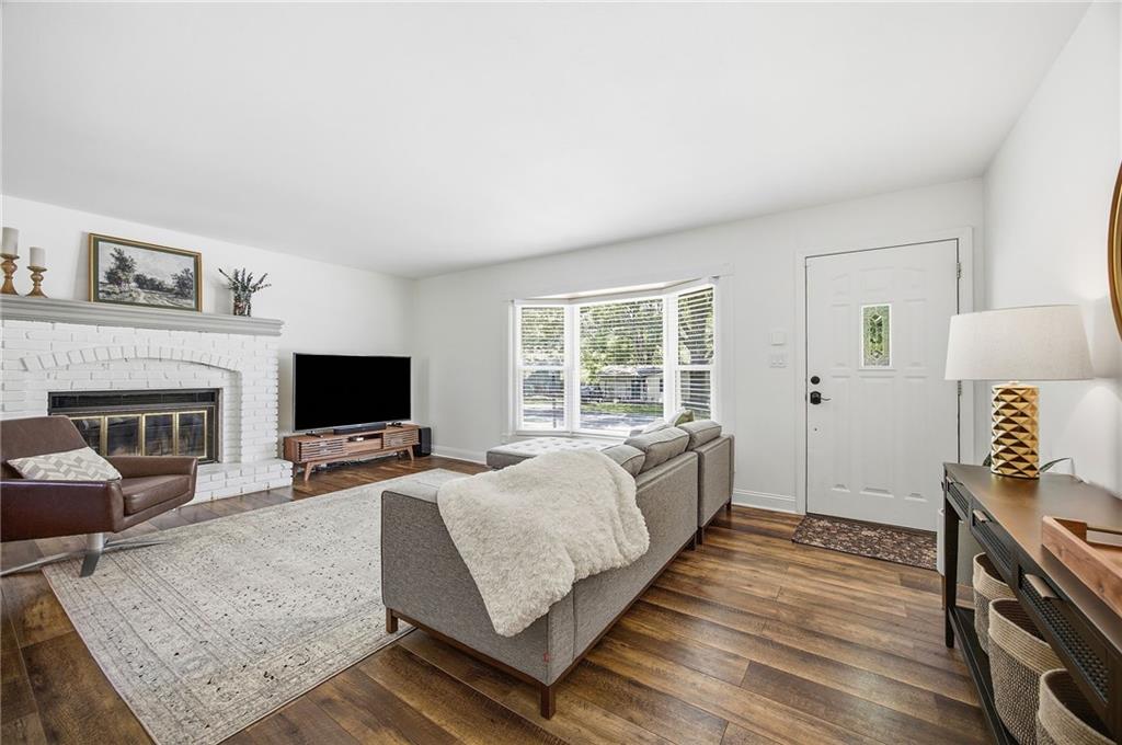 6101 W 76th Street