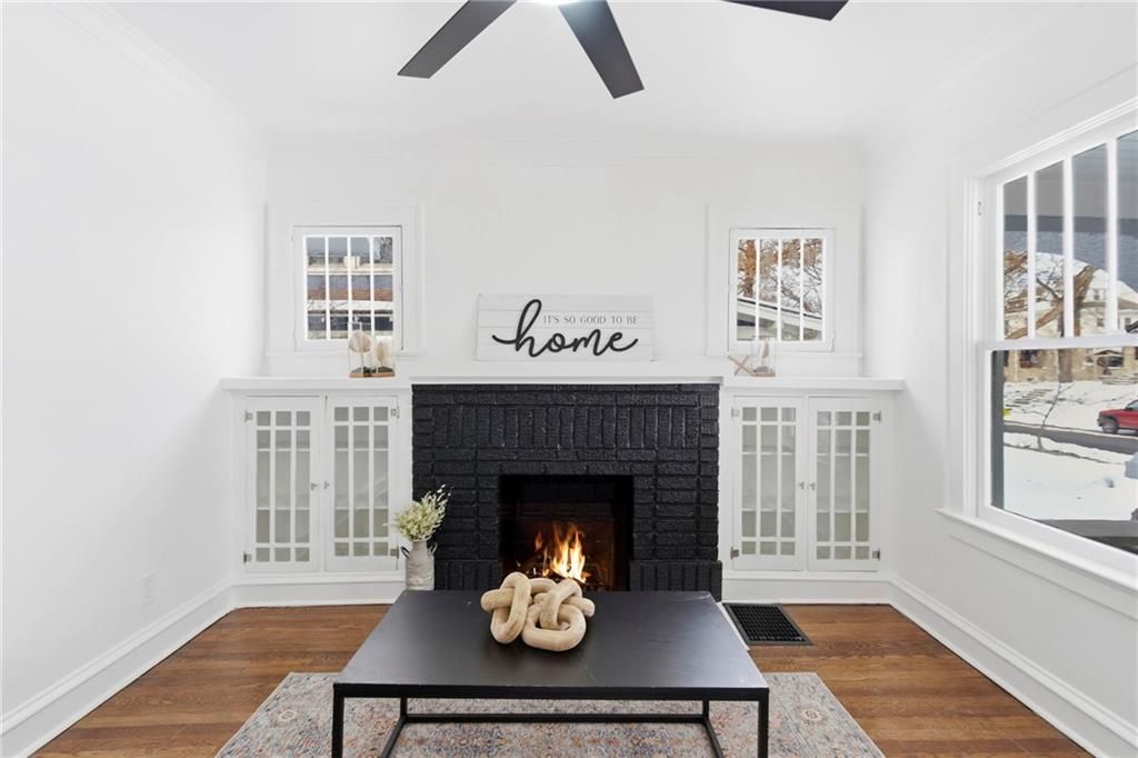 Photo of 5718 Harrison Street, Kansas City, MO 64110 (MLS # 2598608)