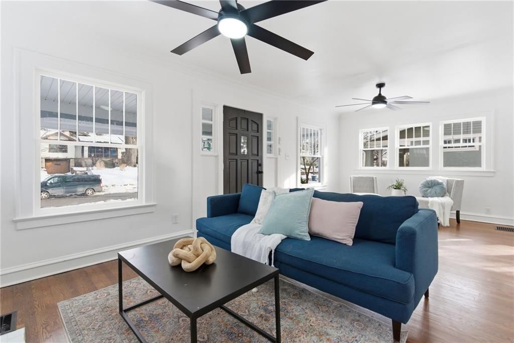 Photo of 5718 Harrison Street, Kansas City, MO 64110 (MLS # 2598608)