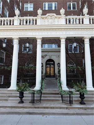 4618 WARWICK BLVD APT 4D, KANSAS CITY, MO 64112 - Image b22bb6725dcb77d014b2fb5a1bbd23bc/3407864864