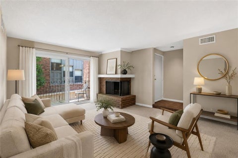 Photo of 3608 Gillham Road #26, Kansas City, MO 64111 (MLS # 2623305)