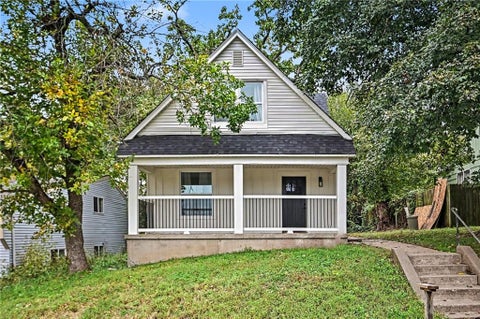 Photo of 1511 N 28Th Street, Kansas City, KS 66102 (MLS # 2647359)