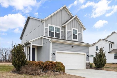 9212 SE 2ND Street Blue Springs MO 64064
