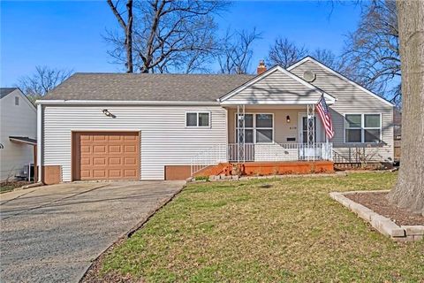 618 W 85th Terrace, Kansas City, MO 64114 - MLS#: 2595956