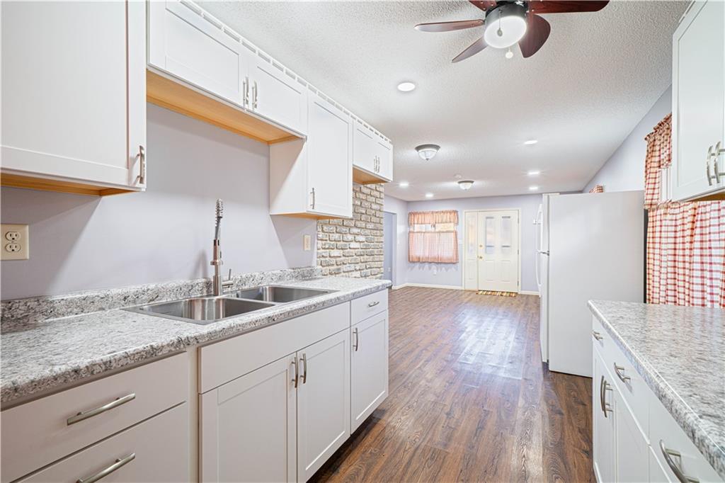 St Joseph, Missouri 64503, United States, 2 Bedrooms Bedrooms, ,1 BathroomBathrooms,Residential,Pending,254450