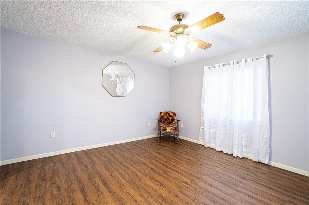 St Joseph, Missouri 64503, United States, 2 Bedrooms Bedrooms, ,1 BathroomBathrooms,Residential,Pending,254450