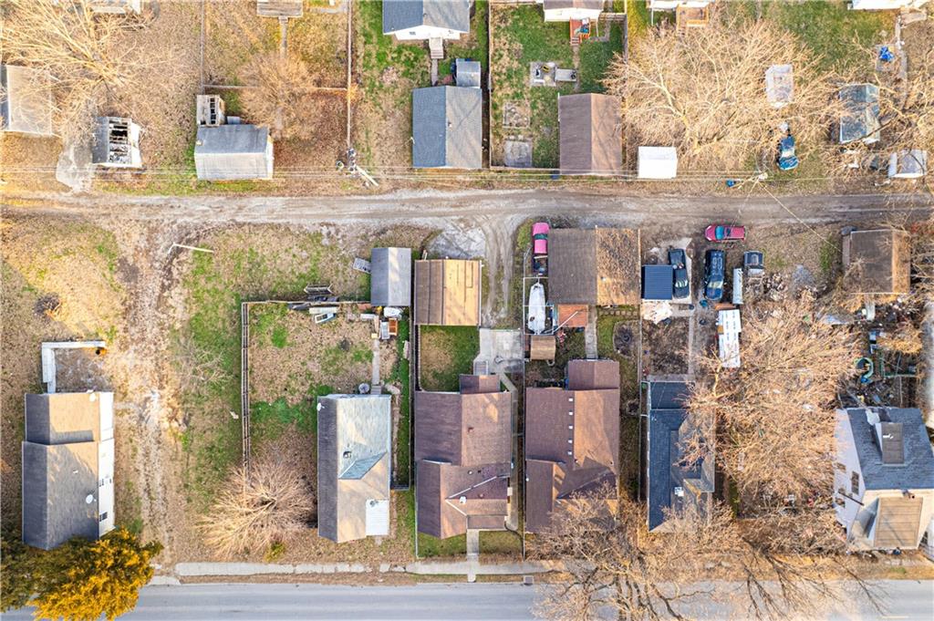 St Joseph, Missouri 64503, United States, 2 Bedrooms Bedrooms, ,1 BathroomBathrooms,Residential,Pending,254450