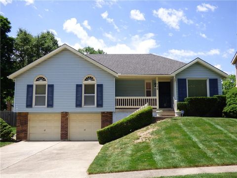 306 NE Stanton Lane Lee's Summit MO 64064