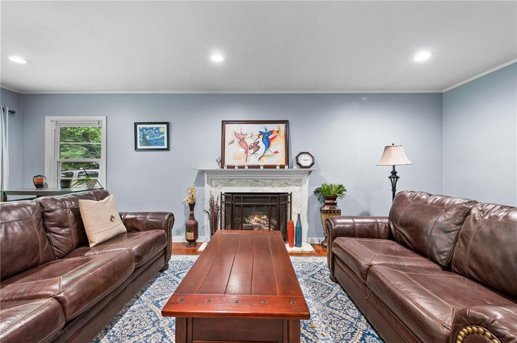 5307 Pawnee Lane