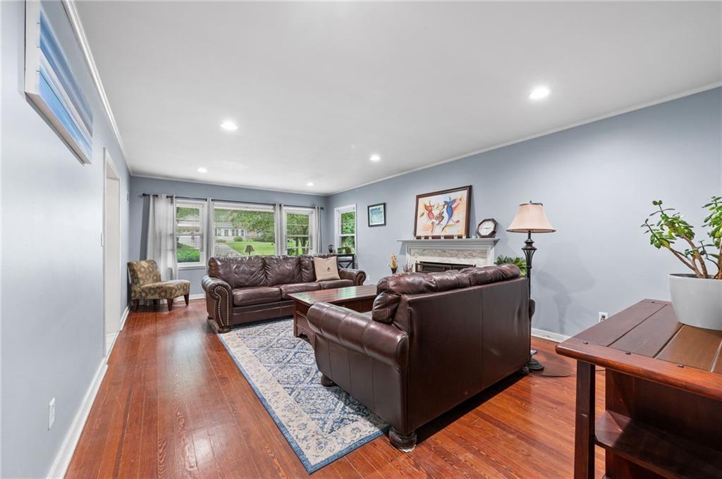 5307 Pawnee Lane