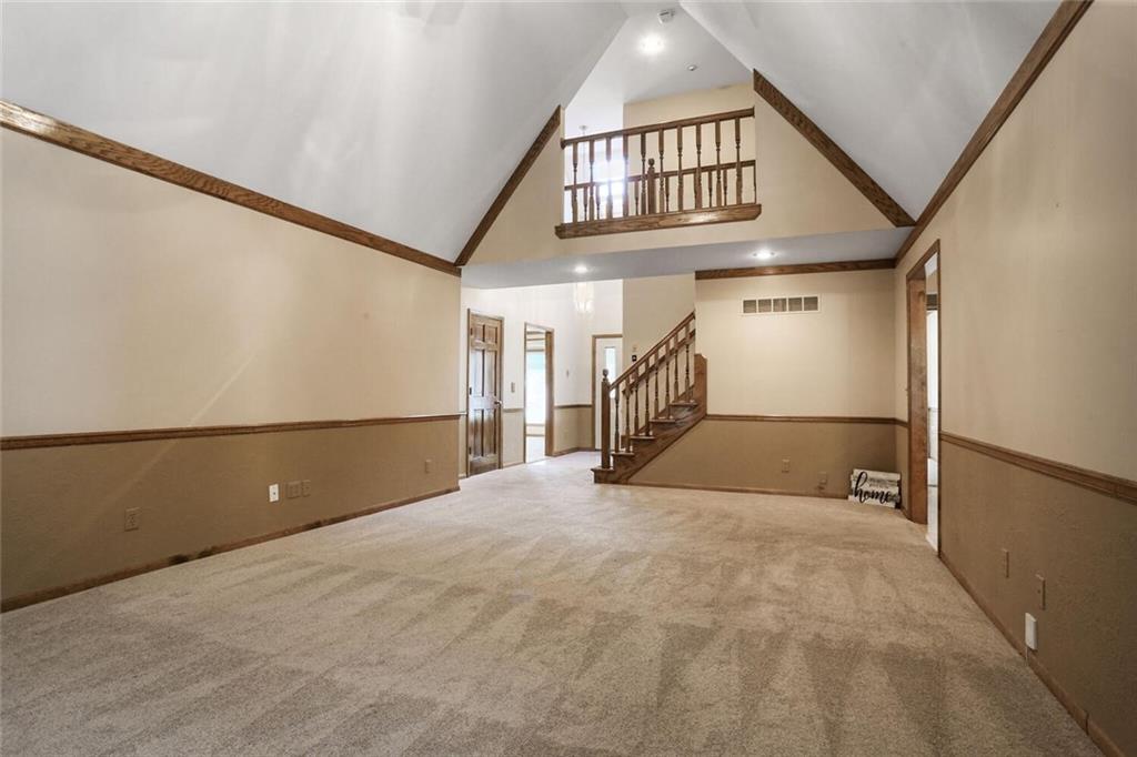 709 Kingston Drive