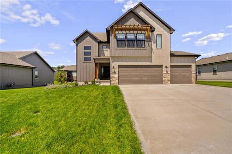 Photo of 18738 Ocheltree Street, Spring Hill, KS 66083 (MLS # 2627156)