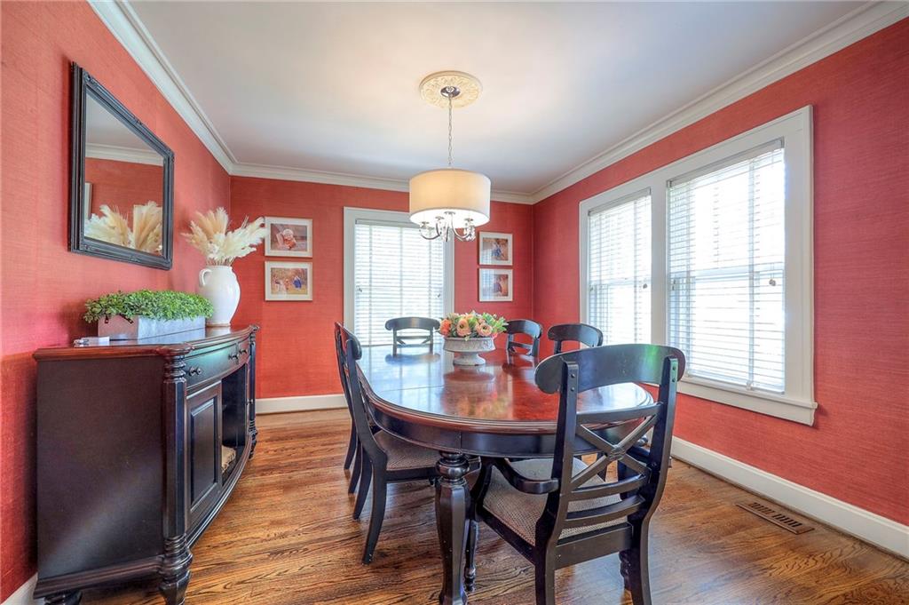 441 W 68 Terrace