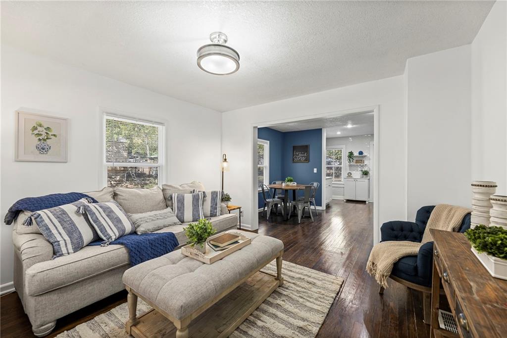206 W 82nd Terrace