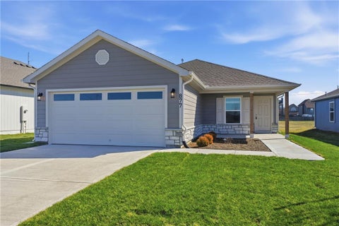 Photo of 766 N Buckeye Street, Gardner, KS 66030 (MLS # 2647591)
