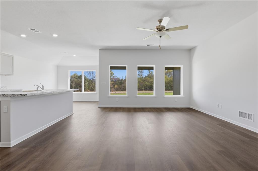 20249 W 194th Terrace