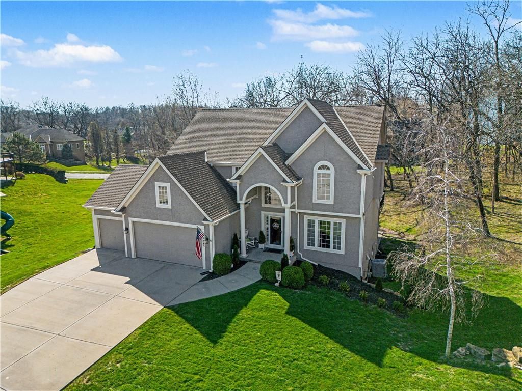 Photo of 1585 Sugar Maple Lane, Liberty, MO 64068 (MLS # 2608119)