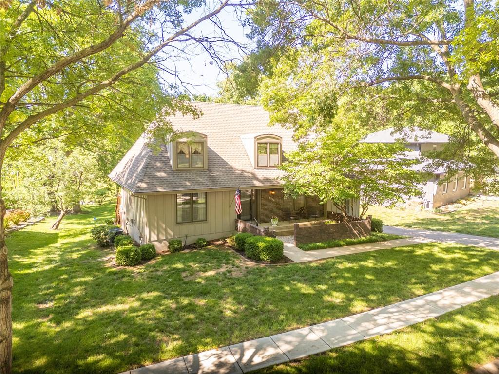 401 E 129th Terrace