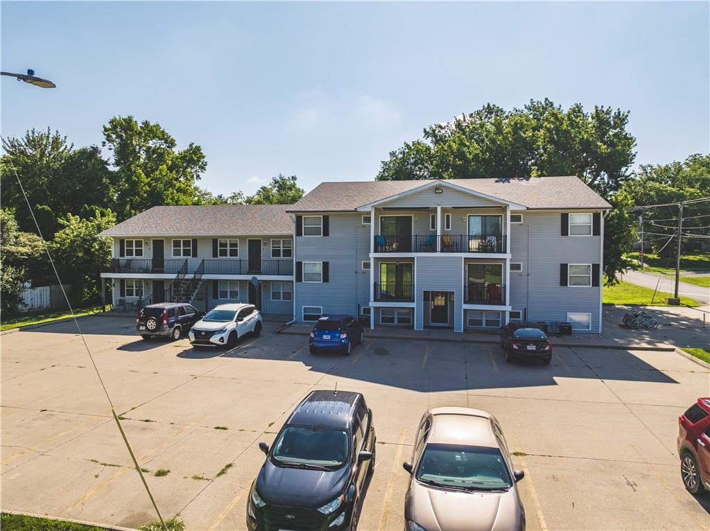Photo 1 of 54 — 1010 N Walnut Street, Maryville, MO 64468