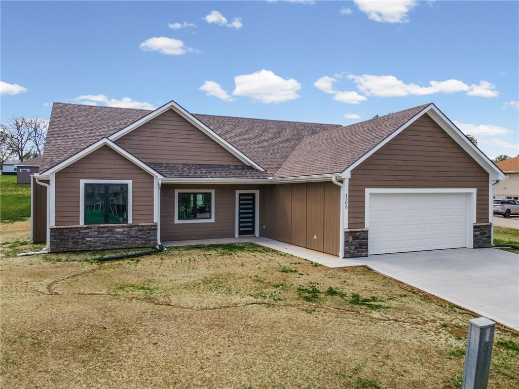 1303 W Concord Drive