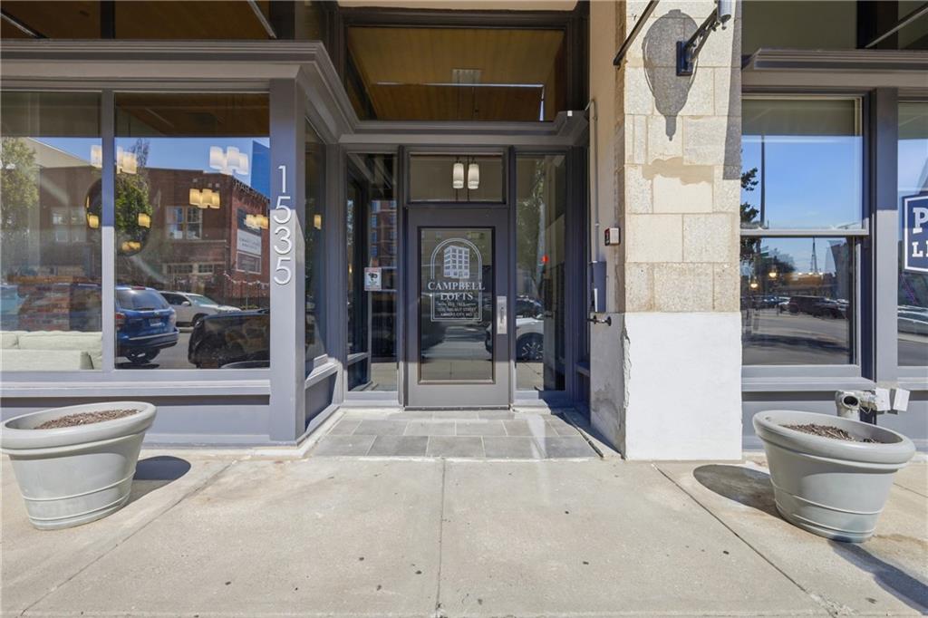 1535 Walnut Street 306