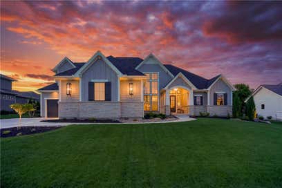 17220 Goddard Street Overland Park KS 66221