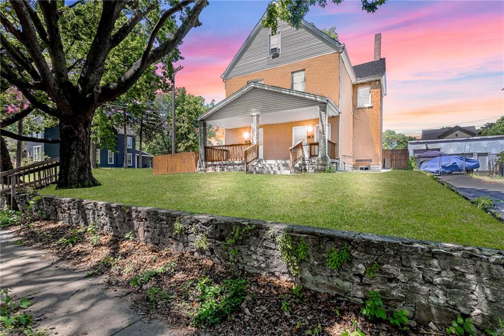 438 Spruce Avenue