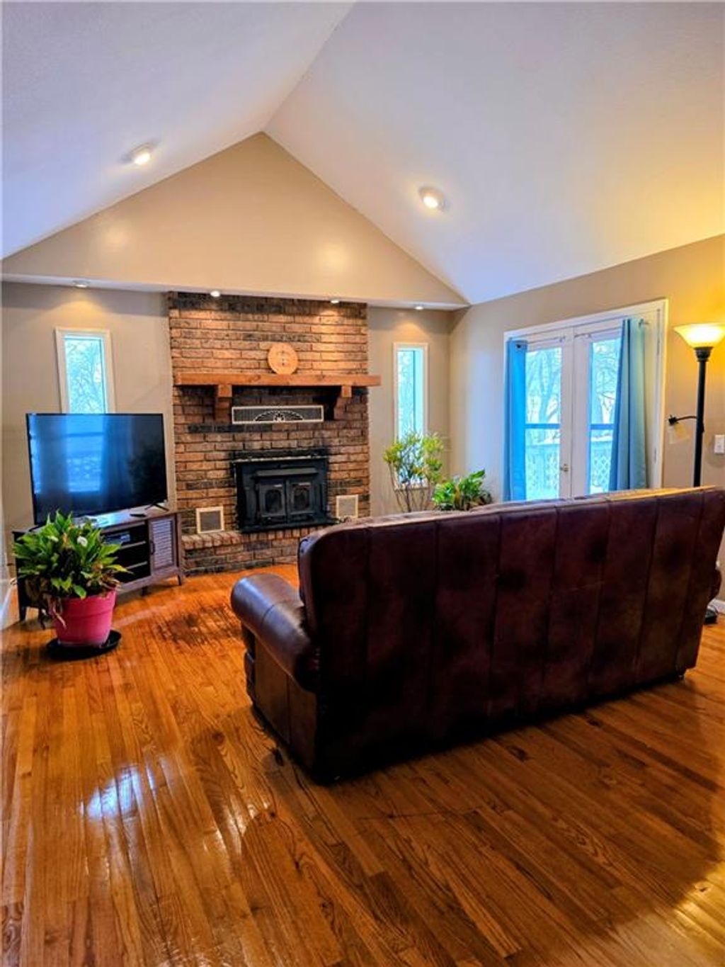 Photo of 1818 Hilltop Drive, Country Club, MO 64505 (MLS # 2598356)