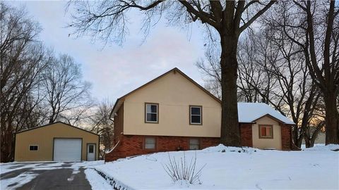 1818 Hilltop Drive, Country Club, MO 64505 - #: 2598356