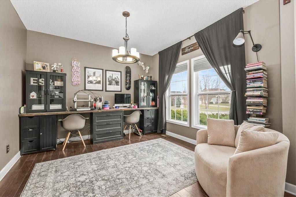 3821 SW Evergreen Lane