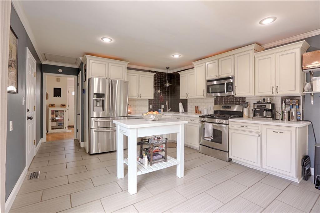 705 W 91st Street