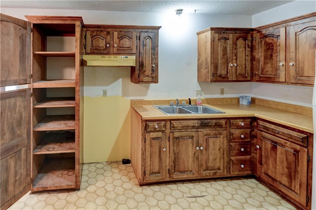 Weston, Missouri, United States, 3 Bedrooms Bedrooms, ,1 BathroomBathrooms,Residential,Active,107962