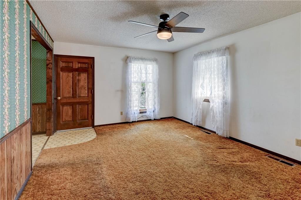 Weston, Missouri, United States, 3 Bedrooms Bedrooms, ,1 BathroomBathrooms,Residential,Active,107962