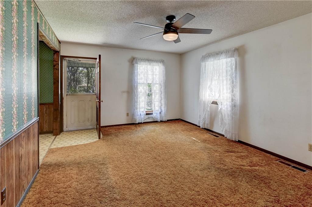 Weston, Missouri, United States, 3 Bedrooms Bedrooms, ,1 BathroomBathrooms,Residential,Active,107962