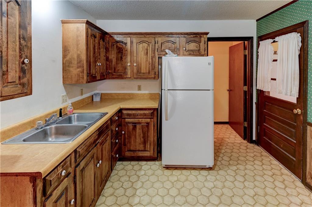 Weston, Missouri, United States, 3 Bedrooms Bedrooms, ,1 BathroomBathrooms,Residential,Active,107962