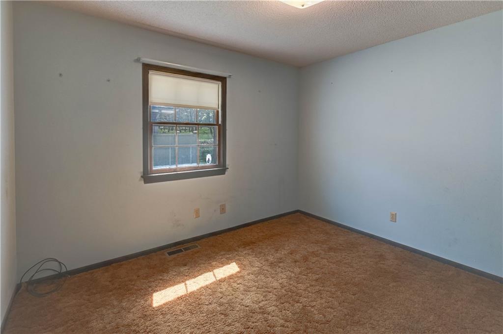 Weston, Missouri, United States, 3 Bedrooms Bedrooms, ,1 BathroomBathrooms,Residential,Active,107962