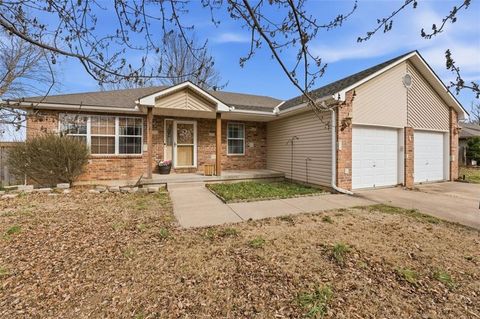 305 S Truman Road, Archie, MO 64725 - MLS#: 2606583