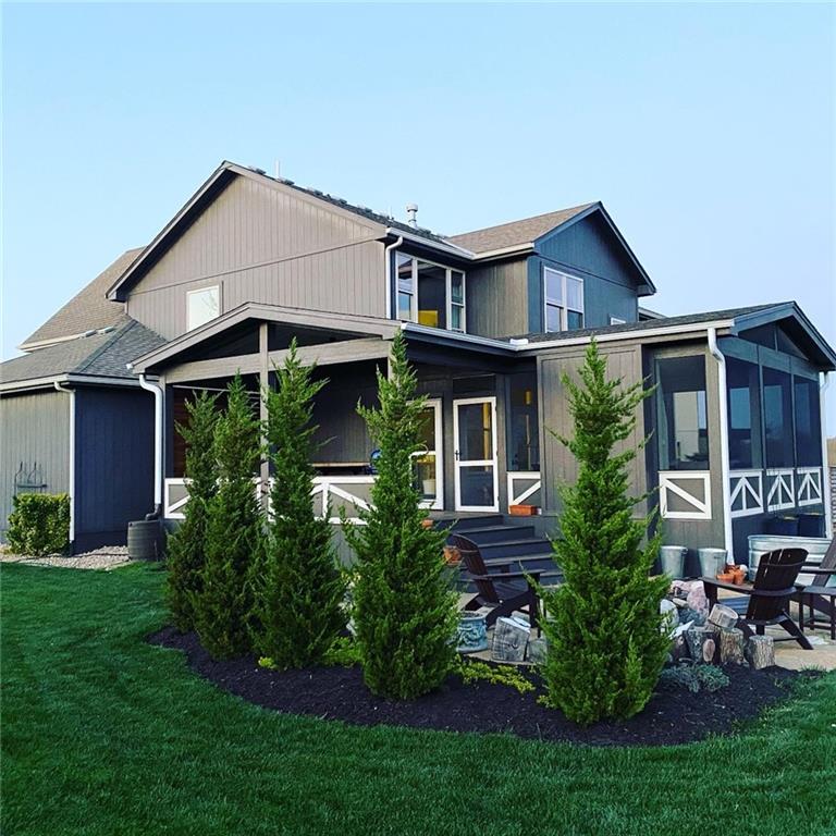 1201 Richards Circle