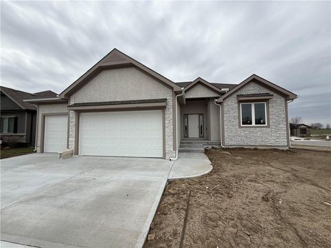 12800 S Foxborough Court, Lee\'s Summit, MO 64086 - MLS#: 2584935